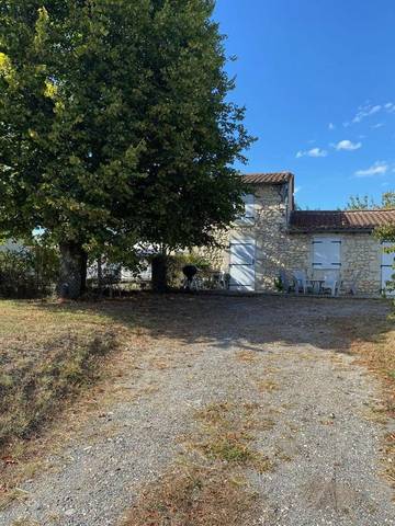 Gîte pour 5 personnes, avec terrasse et jardin à Cissac-Médoc