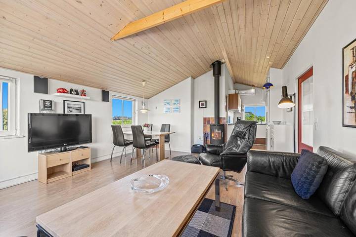 Ferienhaus für 4 Personen, mit Balkon/Terrasse und Ausblick in Blavand - 2