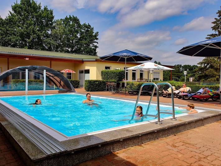 Hotel für 3 Personen, mit Terrasse und Pool sowie Sauna in Mecklenburg-Vorpommern