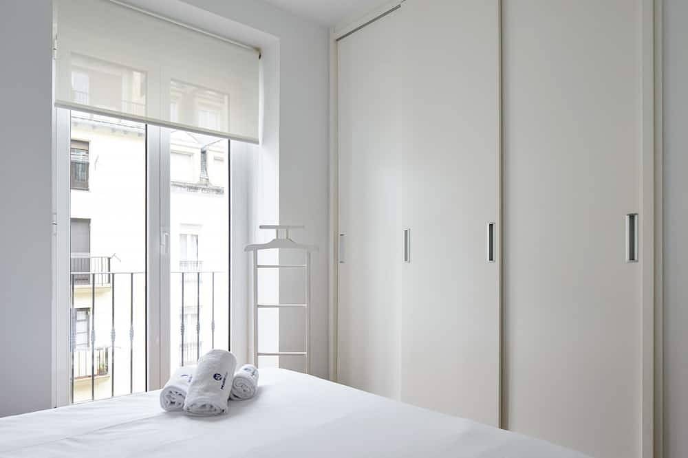 Entire apartment, Idiakez - Basque Stay in Playa de la Concha, San Sebastian