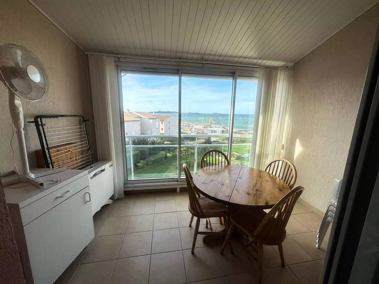 Ganze Wohnung, Super 4 bed apartment in der Domain La Coudoullière in La Coudoulière, Six-Fours les Plages