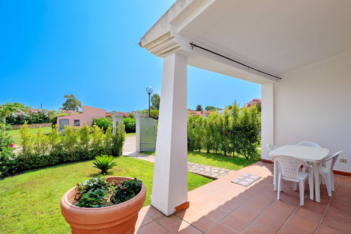 Villa 'Grazia 1' mit privater Terrasse und eigenem Garten in San Teodoro, Olbia-Tempio