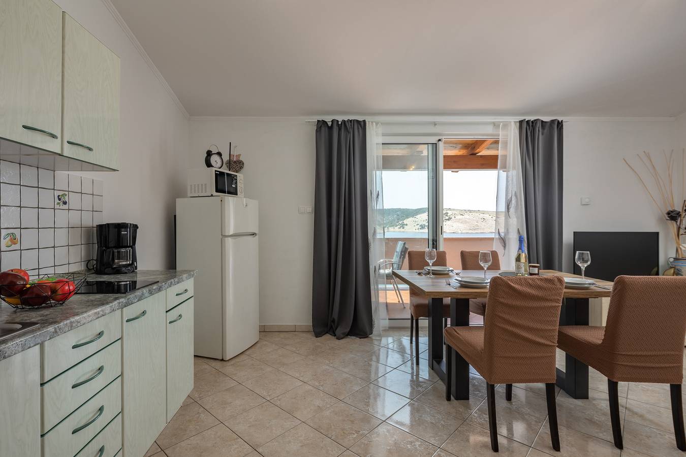 Ganze Wohnung, Sunset By The Sea in Lopar, Rab