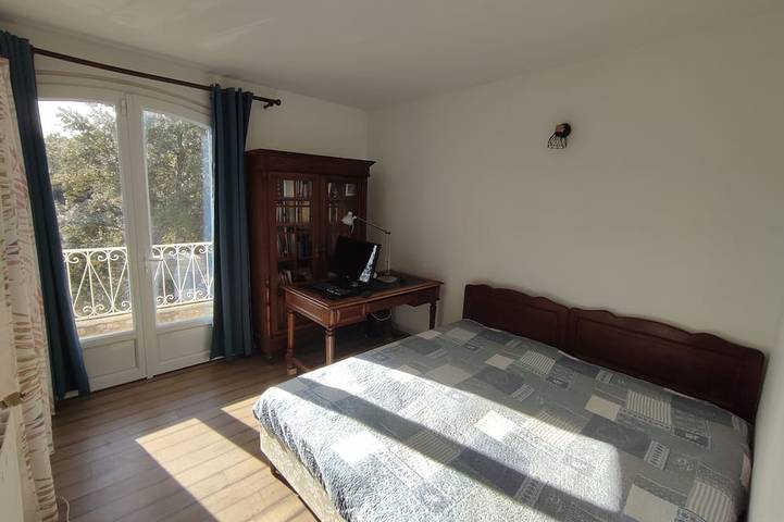 Location de vacances pour 6 personnes, avec jardin et balcon, animaux acceptés à Uchaux - 4