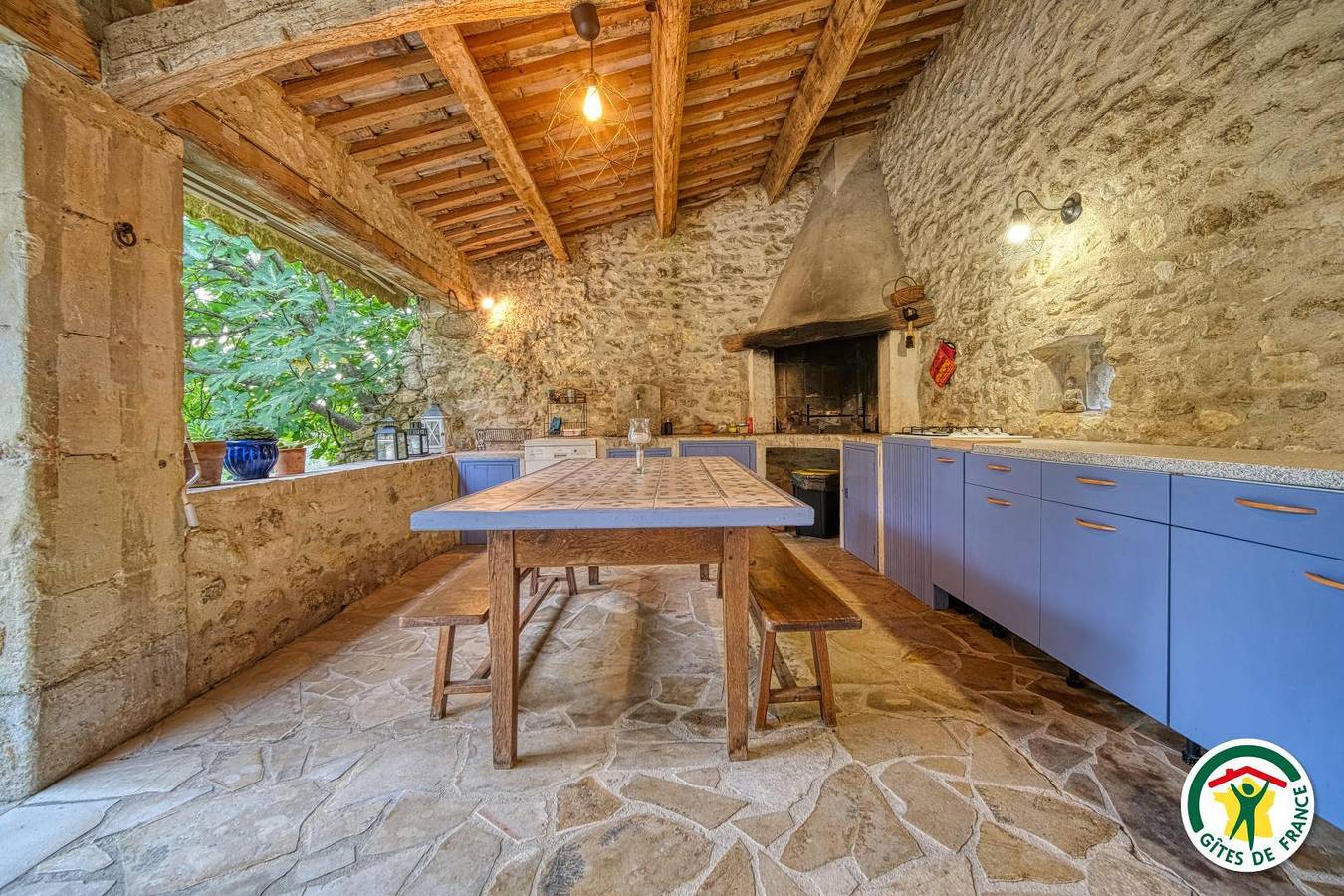 Le Pigeonnier - Gîte Des Lucioles En Provence in Montségur-sur-Lauzon, Région de nyons