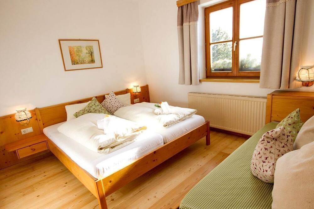 Arnika - Almdorf Tonnerhütte in Mühlen, Lavanttaler Alpen