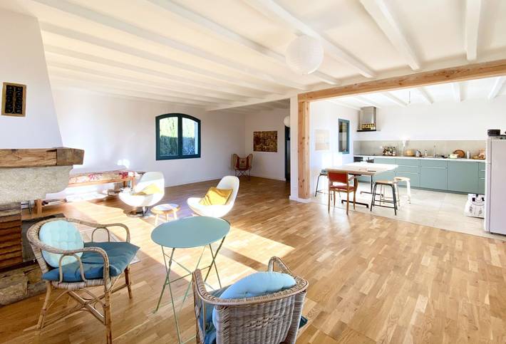 Gîte pour 8 personnes, avec piscine ainsi que terrasse et jardin à Saint-Jean-de-Fos - 2