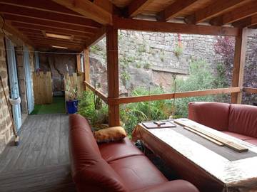 Location de vacances pour 9 personnes, avec terrasse à Saint-Beauzély