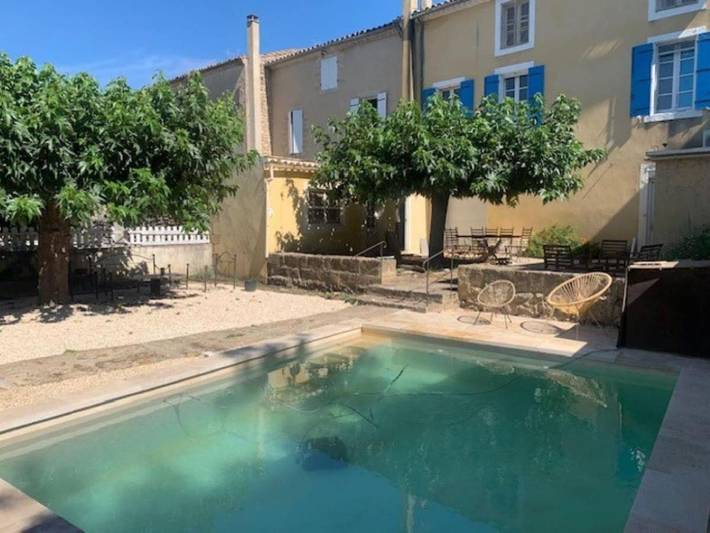 Maison de vacances pour 8 personnes, avec jardin et piscine, animaux acceptés
