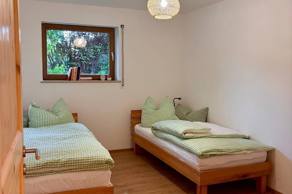 Ganze Wohnung, Idylische Ferienwohnung mitten im Weinort in Erlabrunn, Fränkisches Weinland