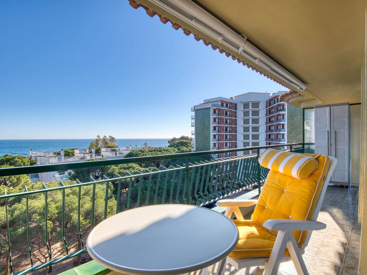 Apartamento vacacional entero, Cómodo apartamento en el centro de Platja d'Aro con vistas al mar y piscina in Platja d'Aro, Costa Brava