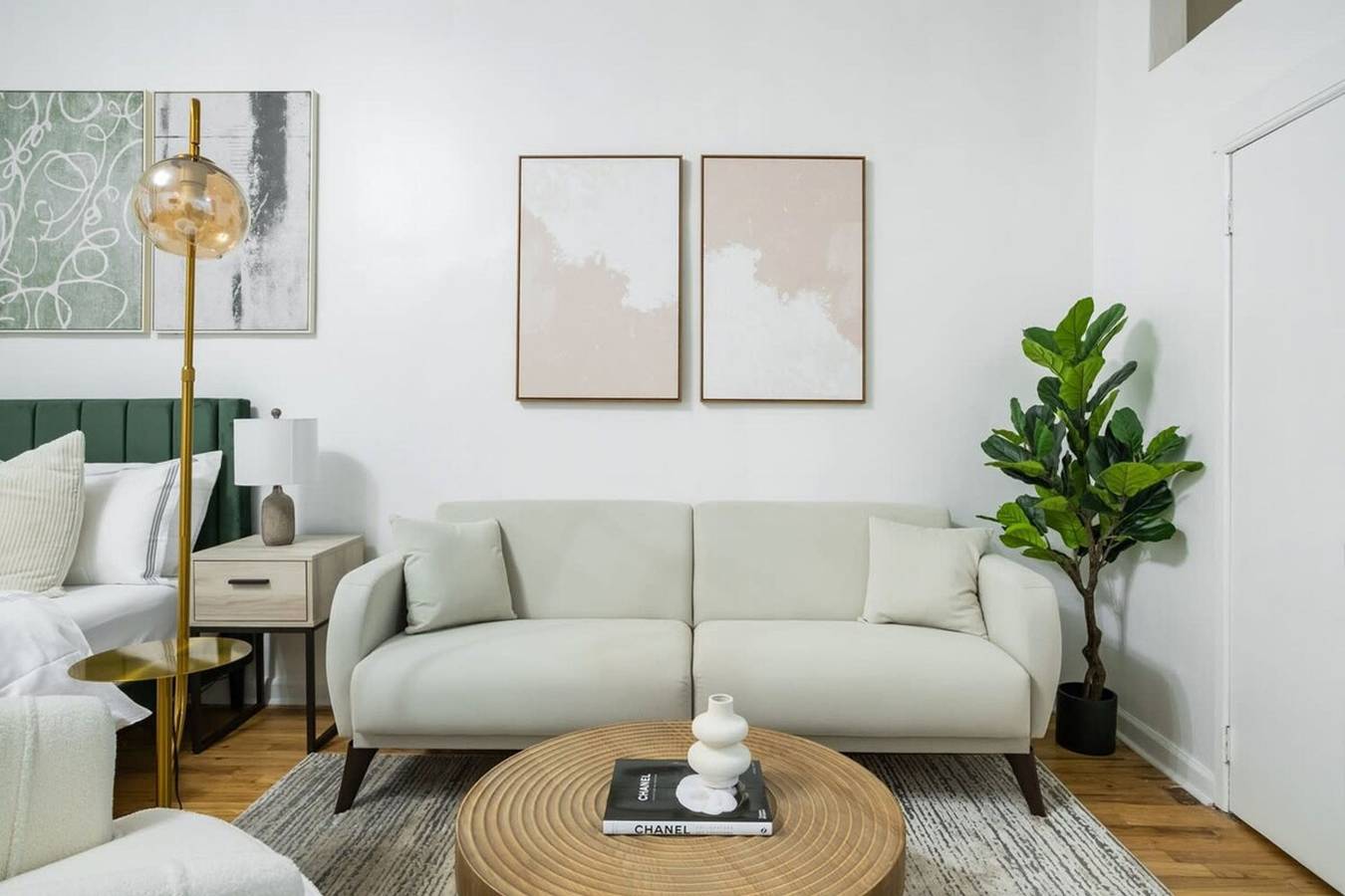 Entire apartment, 74-1A New Studio in Prime Uws - Gym In Building in Manhattan, New York City