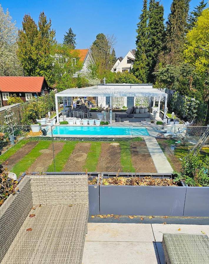 Ferienwohnung für 8 Personen, mit Balkon und Terrasse in Sendling München
