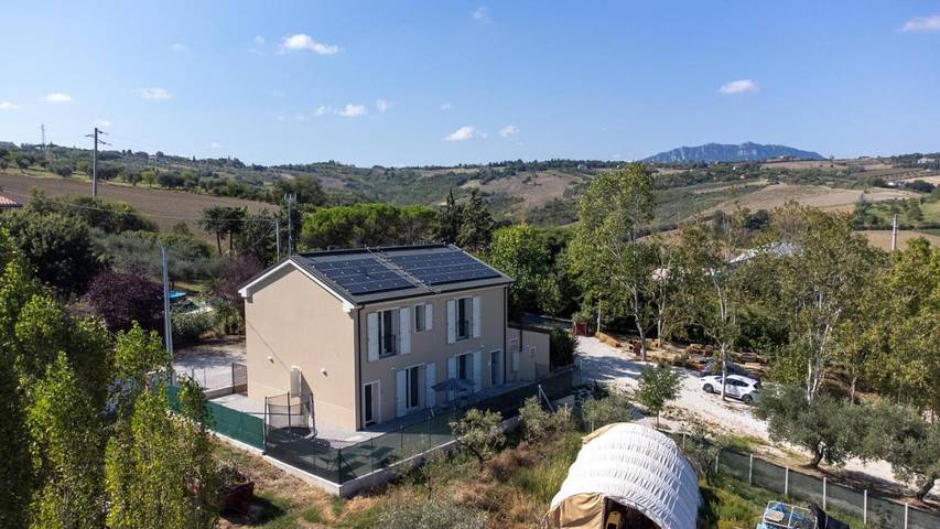Appartamento per 3 persone, con Terrazza e Giardino a Coriano