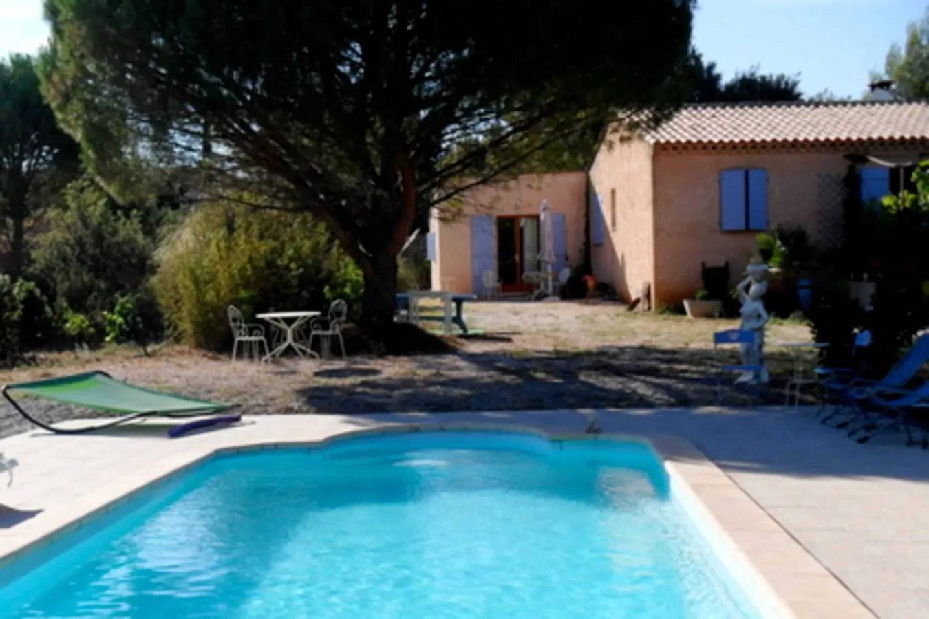 Estudio entero, Estudio acogedor con piscina en Cotignac, 29 m² in Cotignac, Región Brignoles