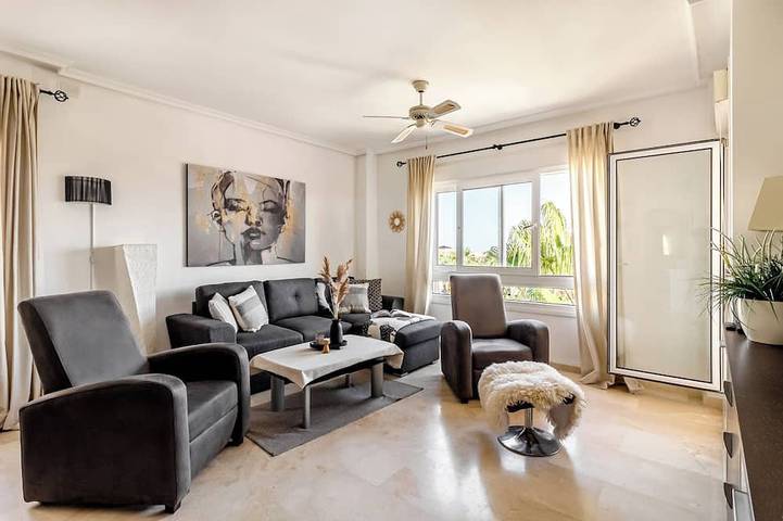 Holiday rental for 6 people, with pool and balcony in La Florida