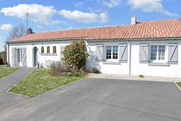 Chambre d’hôte pour 2 personnes, avec jardin dans Maine-et-Loire