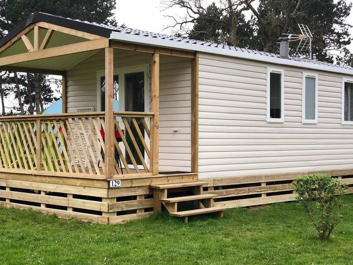 Flower Camping Le Rompval - Mobilheim 4 personen - Premium 25 m² inkl. überdachte Terrasse- 2 Zimmer +Tv + Geschirrspülmaschine + Bbq in Bois de Cise, Mers-les-Bains