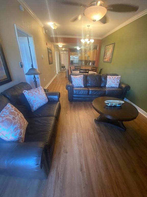 Ganze Wohnung, Schöne erste Etage 2 Schlafzimmer / 2 Bäder Riverfront Condo in Sevierville, Sevier County