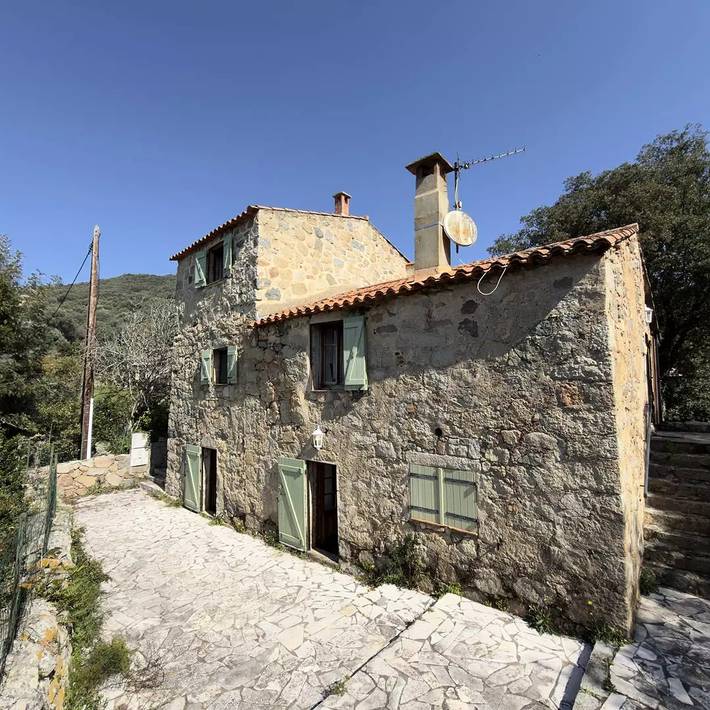 Villa pour 9 personnes, avec piscine à Olmeto