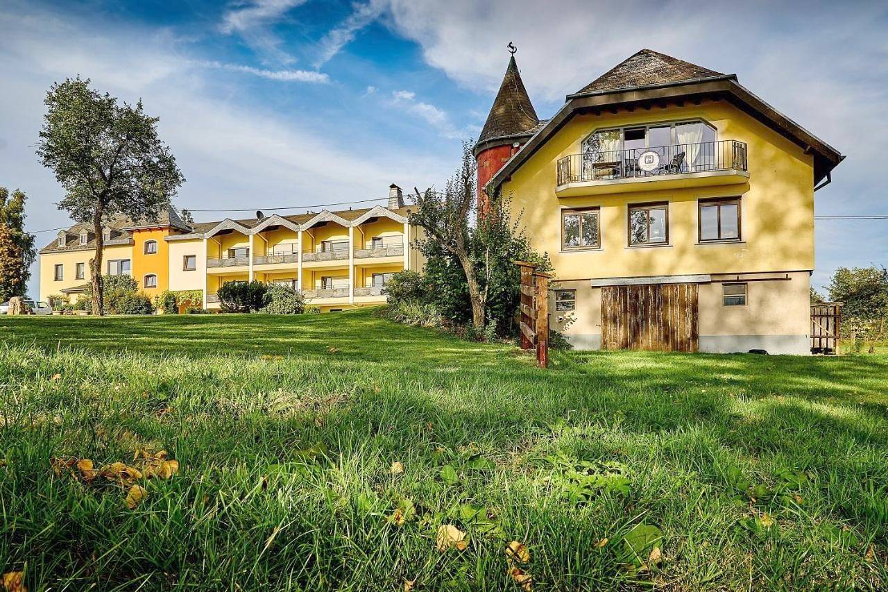 Hofgut Held in Rommersheim, Naturpark Hohes Venn-Eifel
