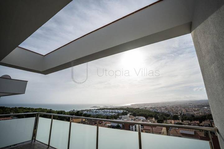 Chalet para 9 personas, con piscina además de jardín y vistas en Provincia de Barcelona - 2