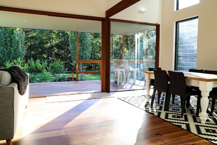 Holiday home for 8 people, with garden in South Coast NSW