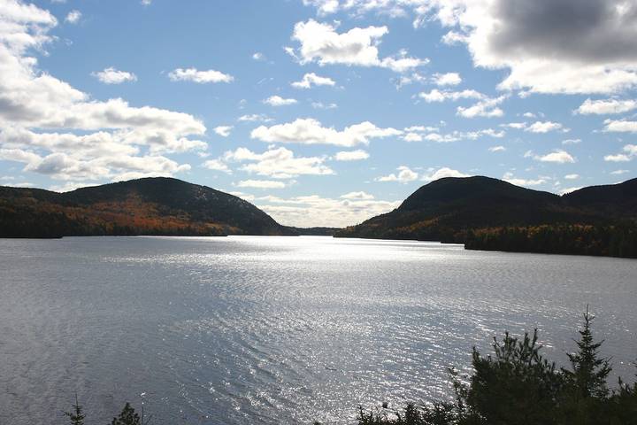 Vacation rental for 6 people, with hot tub and yard in Mount Desert Island