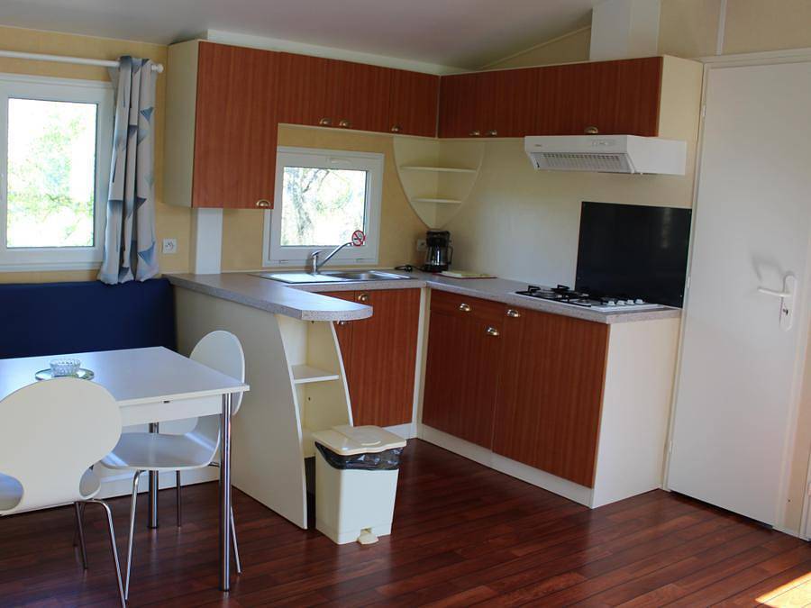 Flower Camping Le Pavillon - Mobile home 4 persons - Standard in La Mothe-Achard, Loire Valley
