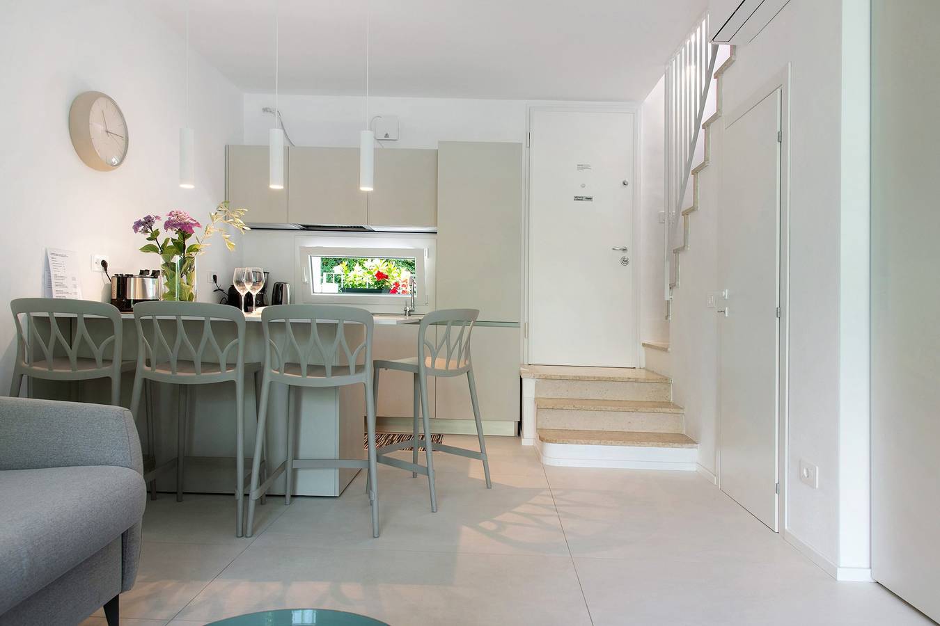 Ganze Wohnung, Ferienhaus 'Unit C' beim See, Wlan und Klimaanlage in Laveno, Laveno-Mombello