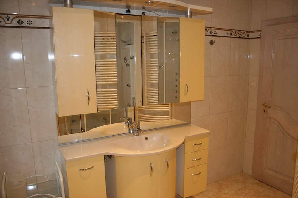 House in Columbage 4**** fully renovated between Strasbourg and Colmar in Bindernheim, Sélestat-Erstein region