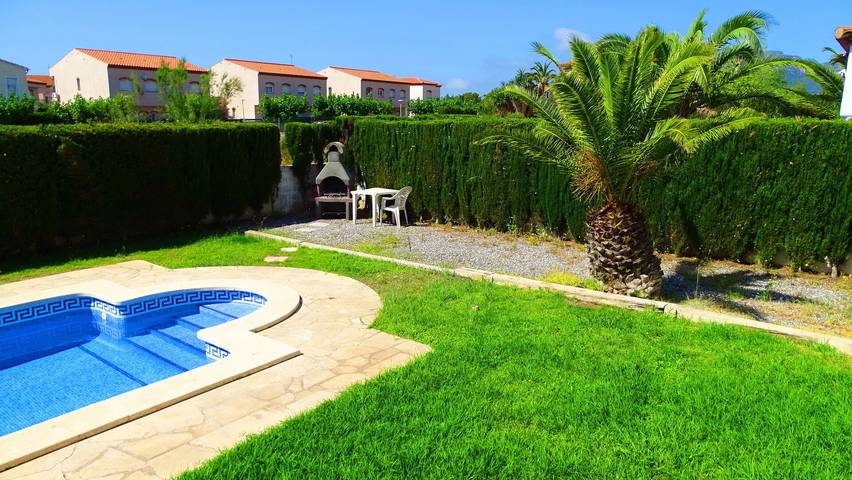 Casa rural para 8 personas, con balcón y jardín en Montroig - 4