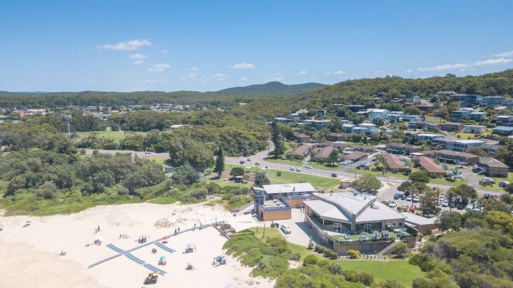 Pebbles By The Beach, 1/14 Pebble Parade - home away from home in Fingal Bay, Hunter Valley