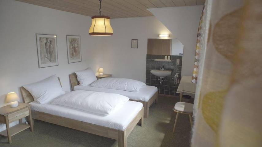 Hotel für 2 Personen, mit Ausblick und Garten in Waldshut-Tiengen