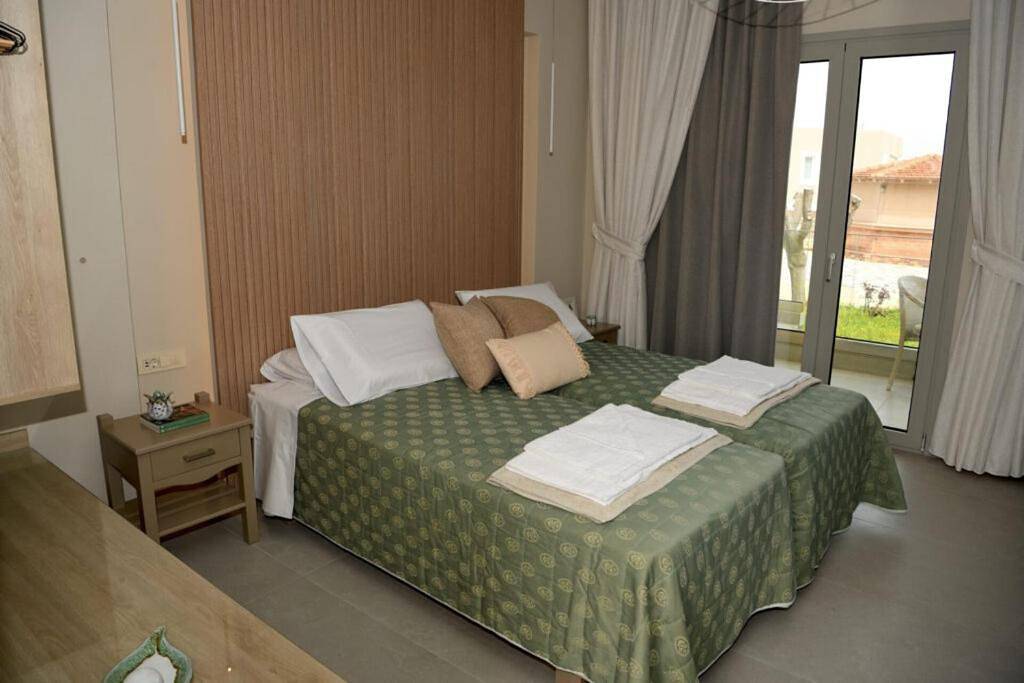 Appartement entier, One-Bedroom Apartment in Région de la Canée