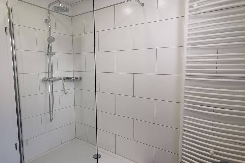 Ganze Wohnung, Ferienwohnung Robert - Appartement/Fewo, Dusche, Wc, 1 Schlafraum in Vorderweidenthal, Südliche Weinstraße