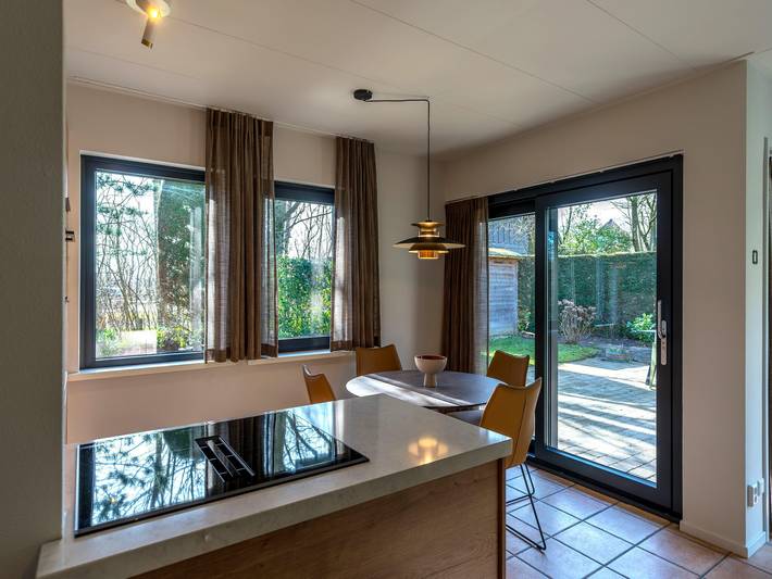 Bungalow für 4 Personen, mit Terrasse und Garten in De Koog - 3