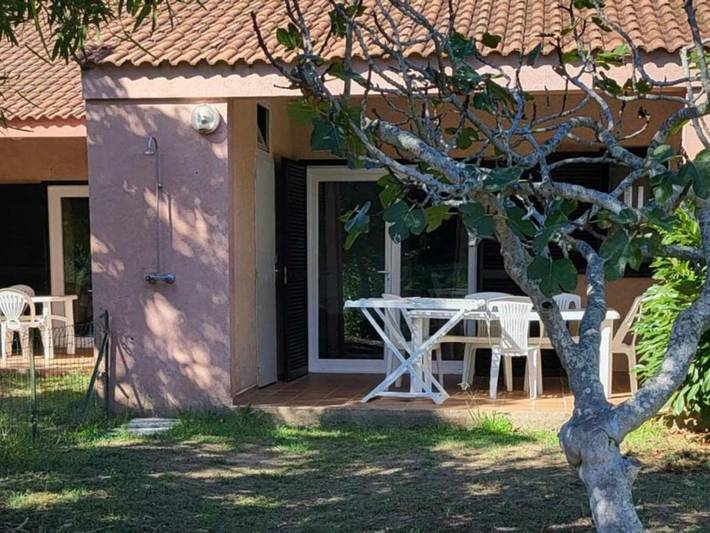Location de vacances pour 5 personnes, avec terrasse à Venzolasca