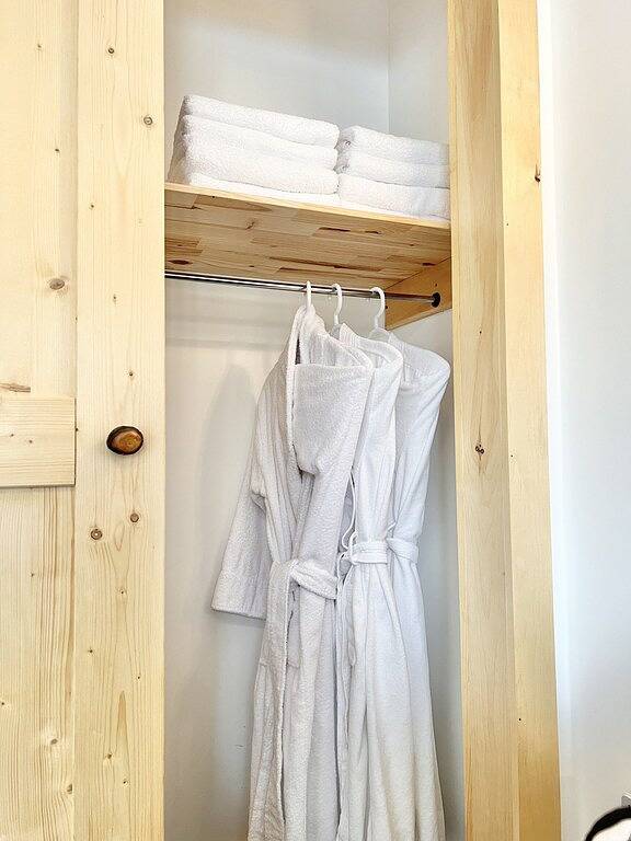 Sable Point Cottage->Discounted Price if less than 6 people (Send Me An Inquiry) in Richmond County