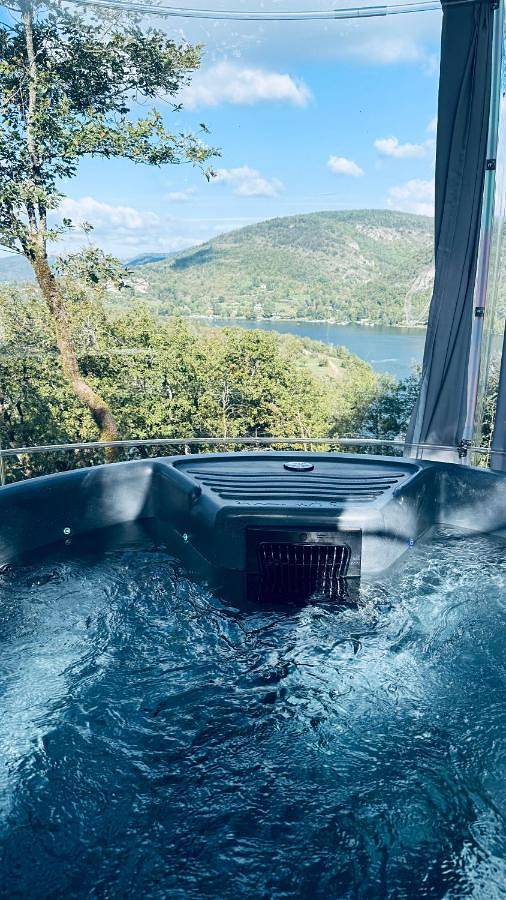 Gîte pour 6 personnes, avec jacuzzi et balcon dans Nantua - 3