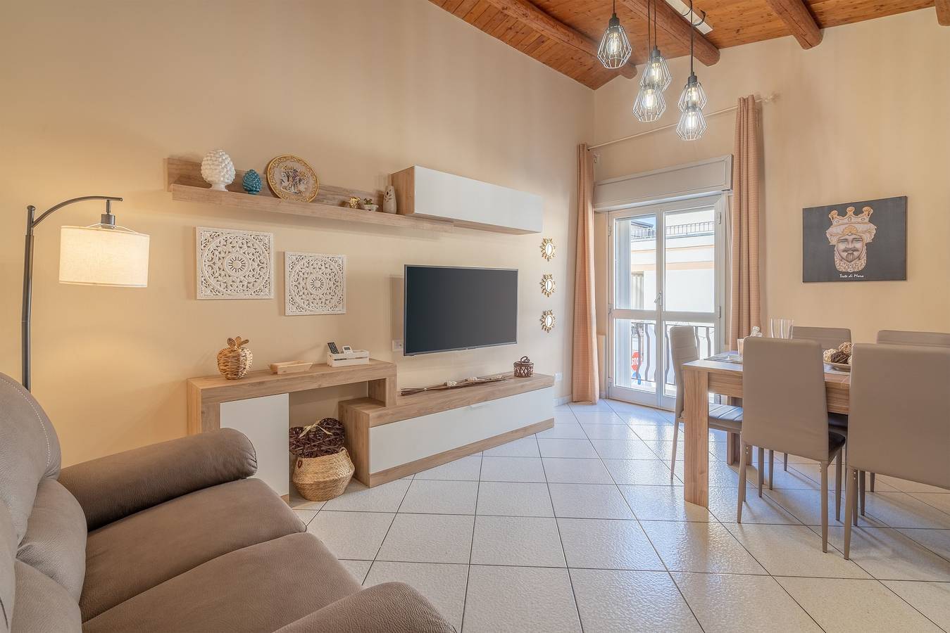 Appartamento 'Le Tre Pigne' con balcone, Wi-Fi e aria condizionata in Floridia, Siracusa e dintorni