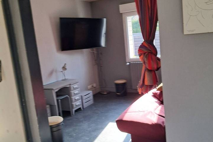 Location de vacances pour 6 personnes, avec jardin et terrasse à Carolles - 2