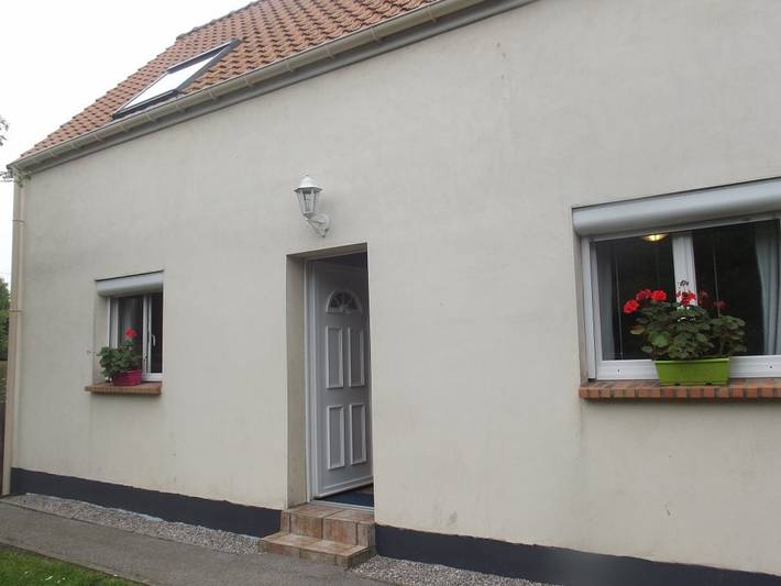 Gîte pour 4 personnes, avec terrasse et jardin