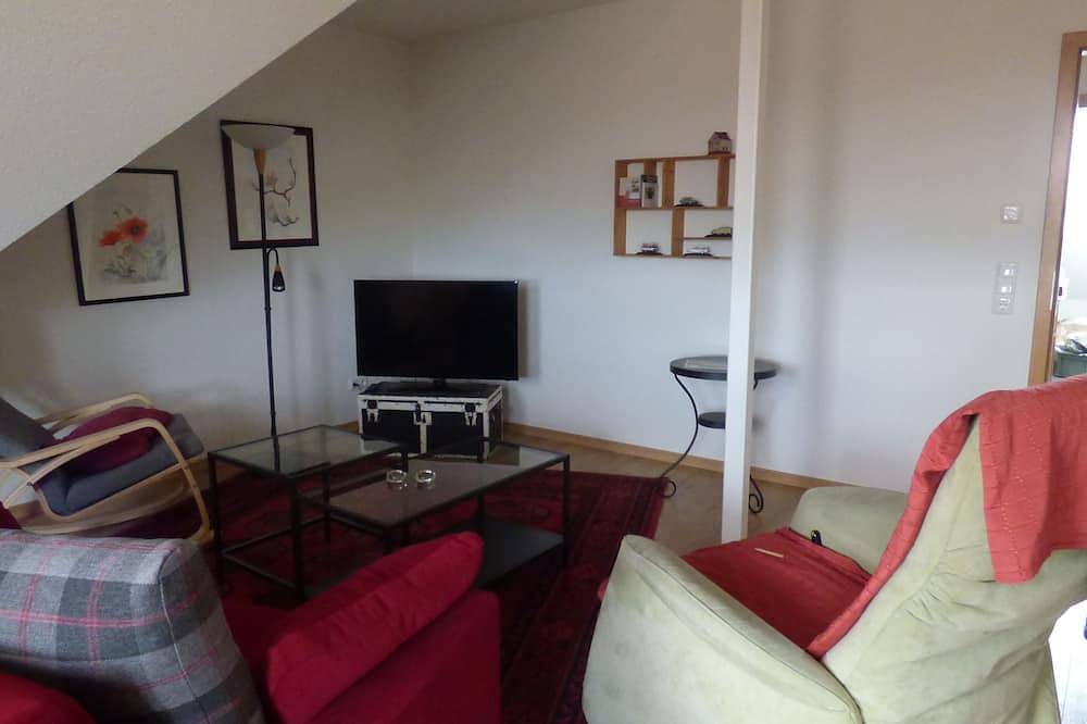 Ganze Wohnung, Grosszügige, neu renovierte Ferienwohnung mit tollem Ausblick und großem Balkon in Wassenberg, Niederrhein