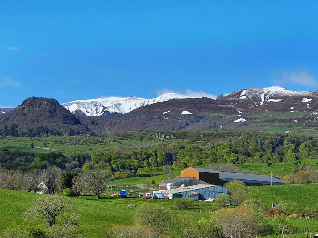 Gite au Coeur du Massif du Sancy, superbe vue in Chambon-sur-Lac, Parc naturel régional des Volcans d'Auvergne