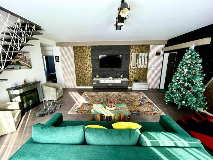 Gîte pour 7 personnes, avec terrasse et vue dans Poiana Brasov - Brasov