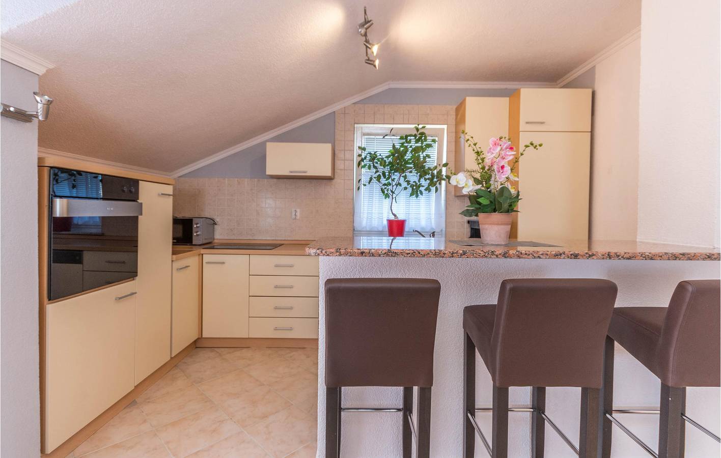Ferienhaus für 10 Personen mit Garten in Grad Benkovac, Zadar