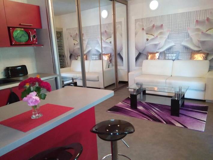 Gîte pour 3 personnes, avec vue ainsi que piscine et jardin à La Turbie - 4