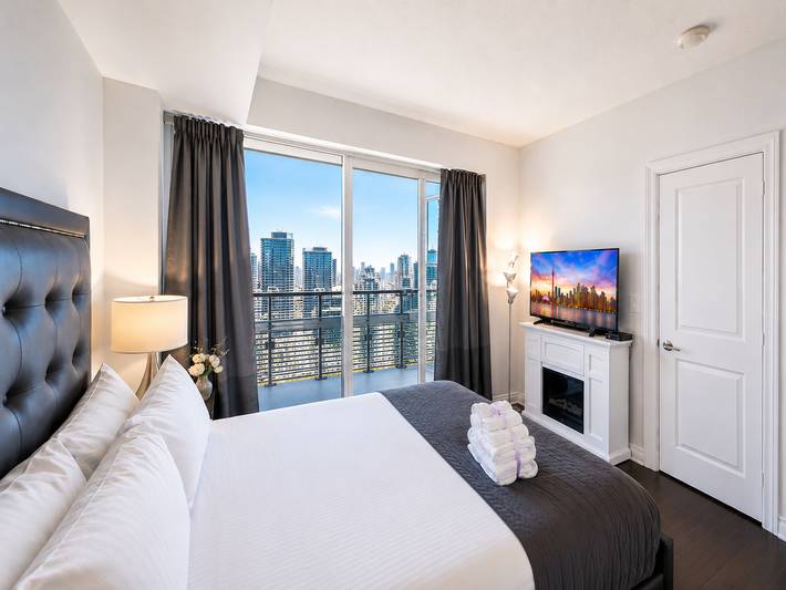 Apartamento vacacional entero, Suite de 2 dormitorios en el centro de Toronto cerca del distrito financiero, la Universidad de Toronto y los hospitales Uhn in Toronto, Lago Ontario (Kanada)