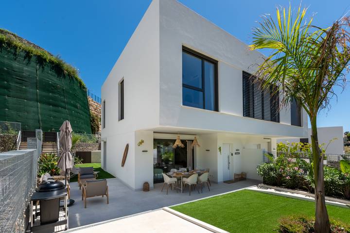 Casa de vacaciones para 6 personas, con terraza y jardín - 1
